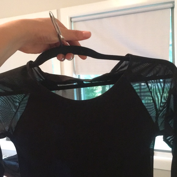 Amazing little black dress - Picture 2 of 7